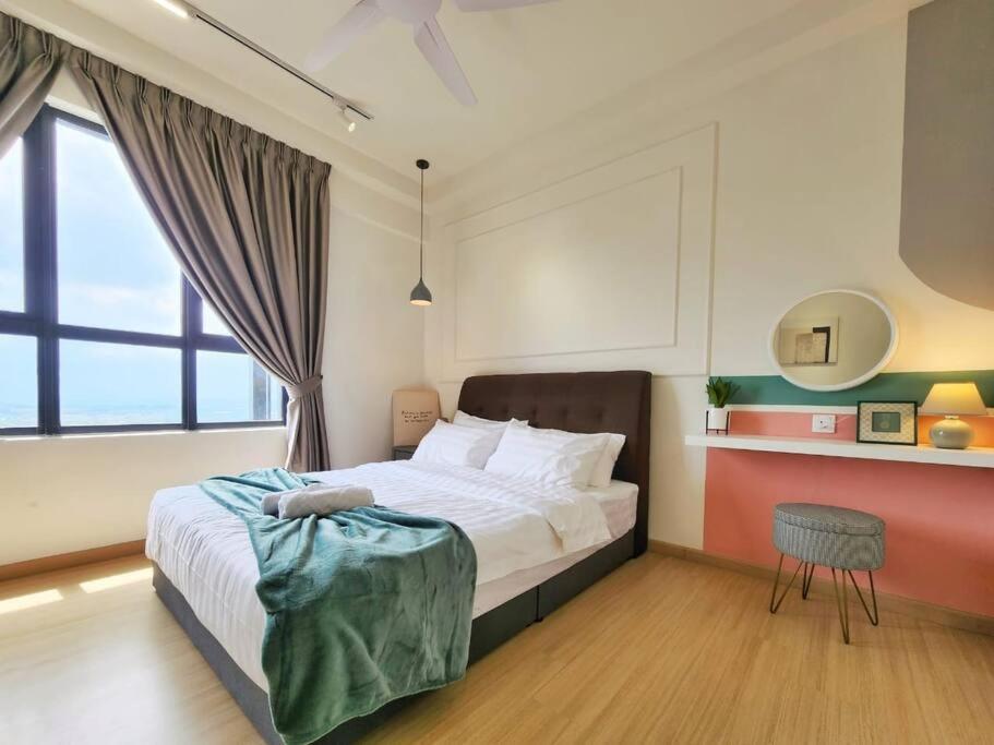 Apartment 1-7px Bayuemas Staycation Family Lovely Netflix Klang