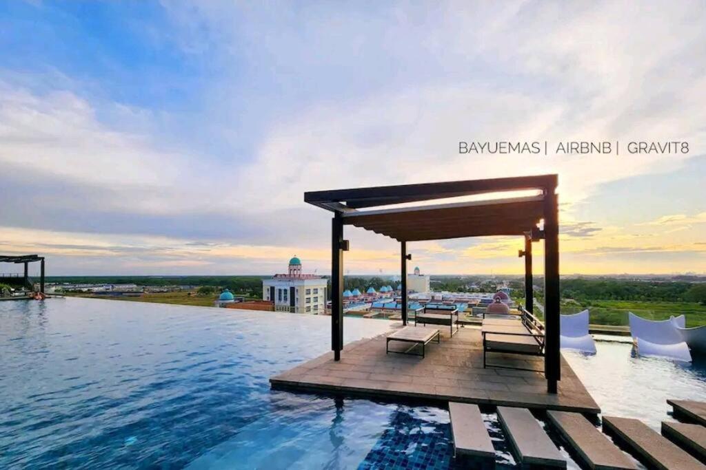 Apartment 1-7px Bayuemas Staycation Family Lovely Netflix *