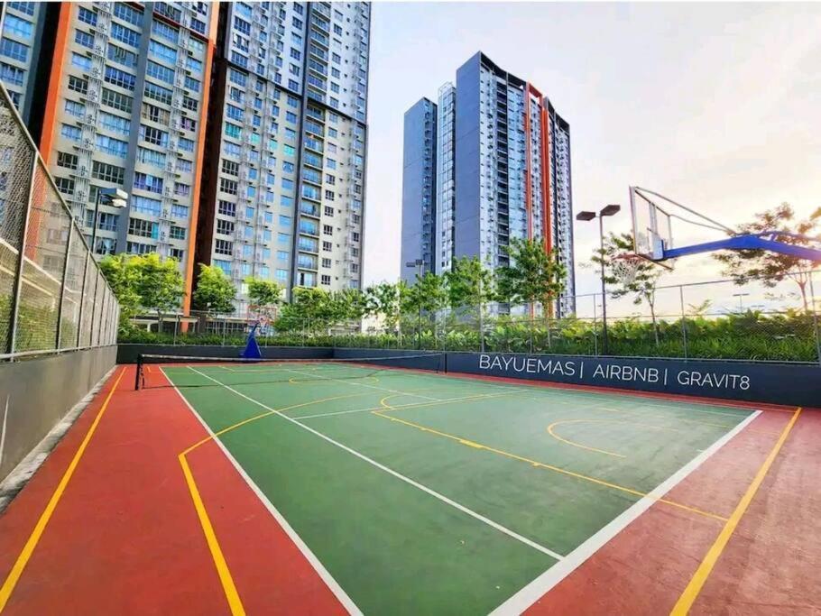 Apartment 1-7px Bayuemas Staycation Family Lovely Netflix Klang